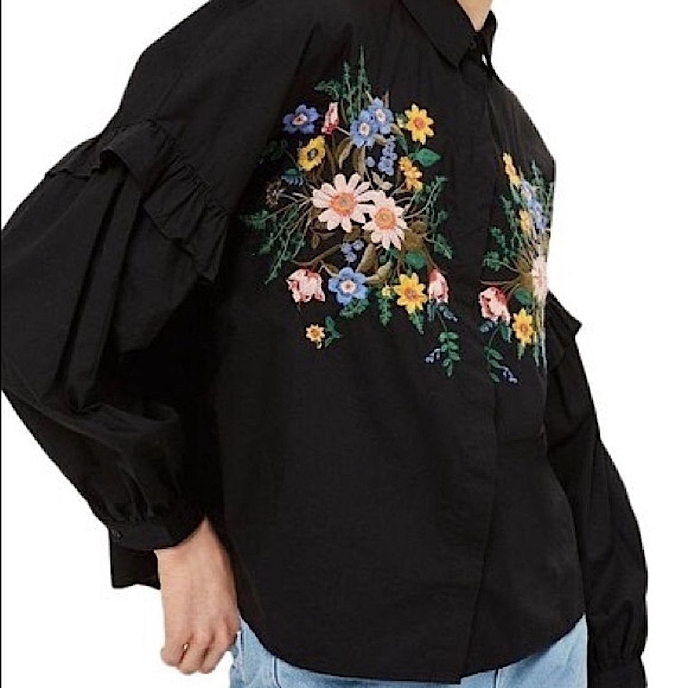 Nordstrom “Tinsel” Embroidered Top Size M